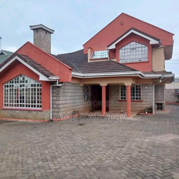 4bdrm Mansion in Membley Estate for sale