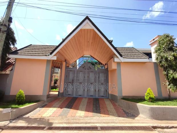 5bdrm Mansion in Kamiti Ridge, Kiambu / Kiambu for sale