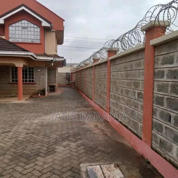 4bdrm Mansion in Membley Estate for sale