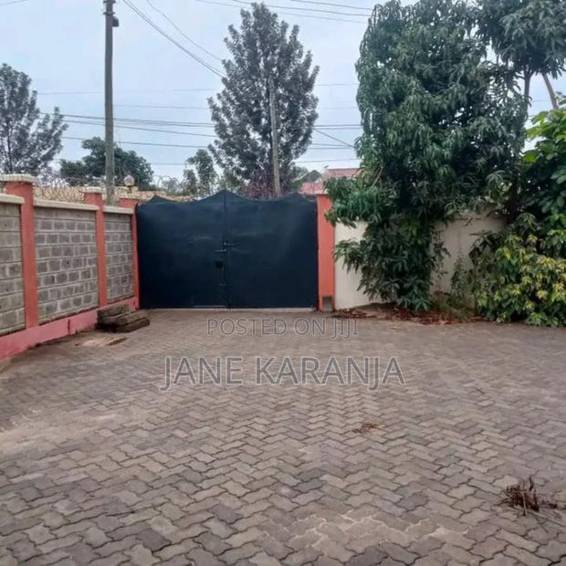 4bdrm Mansion in Membley Estate for sale