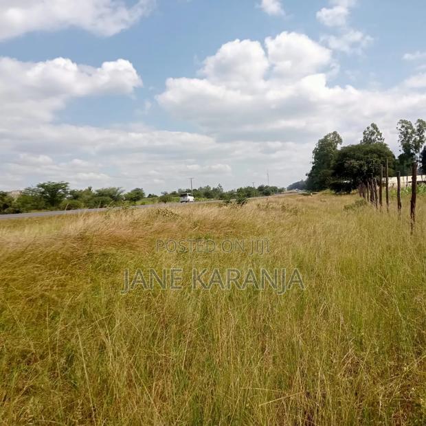 One Prime Acre Along Thika Garissa Highway 12m