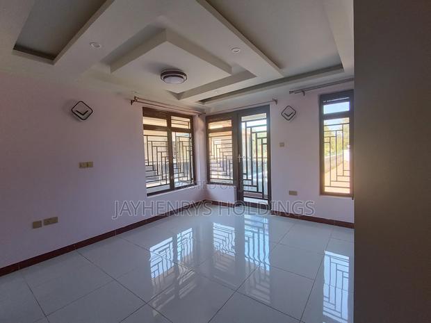 4bdrm House in Thome Estate, Roysambu for rent