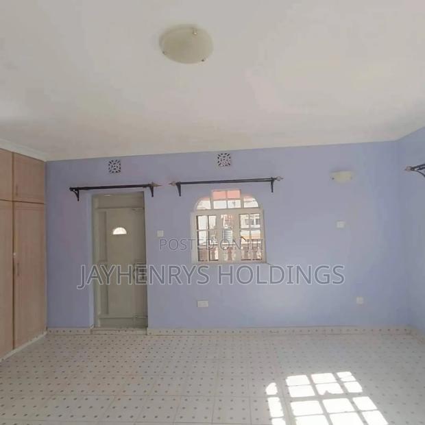 5bdrm House in Membley Estate for sale