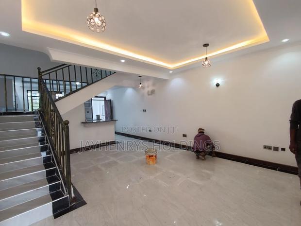5bdrm House in Kamakis for sale