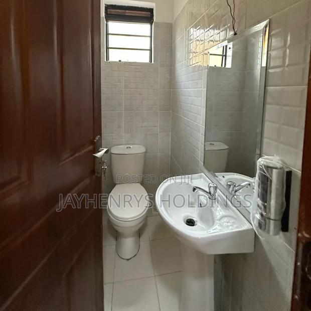 3bdrm Bungalow in Kimunyu, Kenyatta Road / Theta for sale