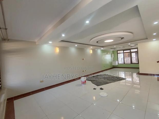 4bdrm House in Thome Estate, Roysambu for rent