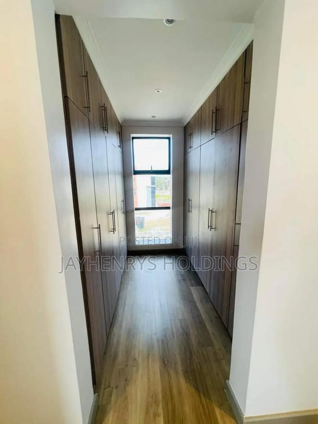 4bdrm House in Membley for sale