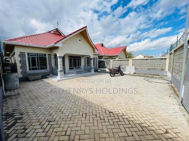 3bdrm House in Kwa Kairu for sale