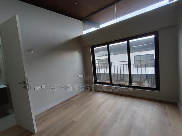 4bdrm House in Runda for rent
