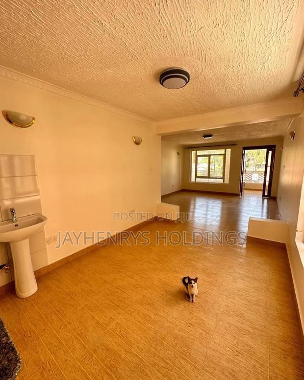 3bdrm Maisonette in Thome for rent