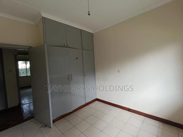 4bdrm Bungalow in Ridgeways for rent