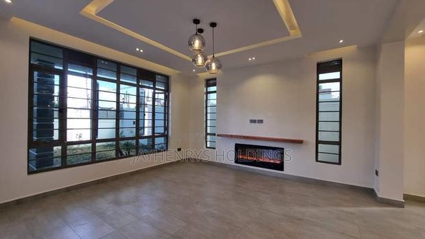 4bdrm Maisonette in Membley Estate for sale