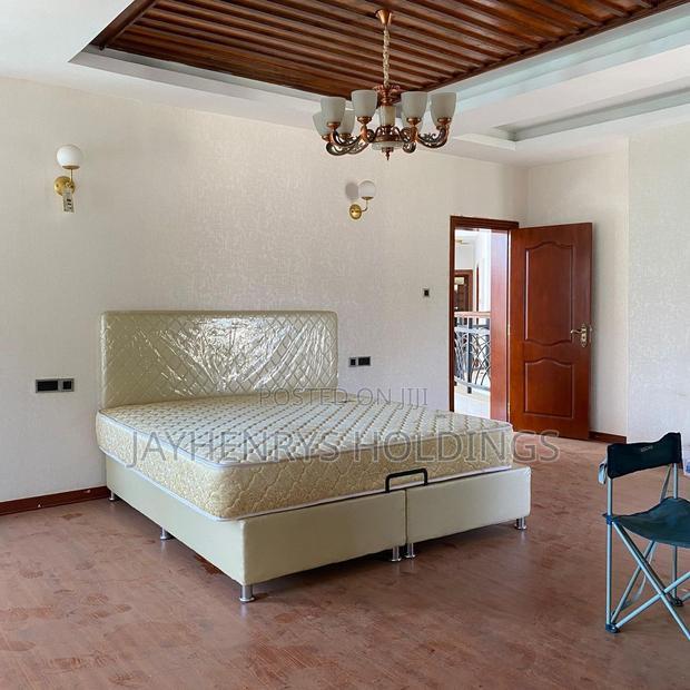 5bdrm House in Garden Estate, Roysambu for rent