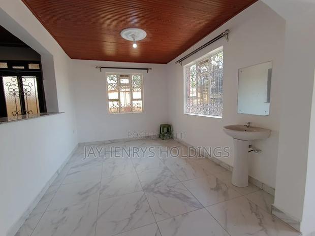 3bdrm Bungalow in Mutonya, Kamakis, Ruiru for sale