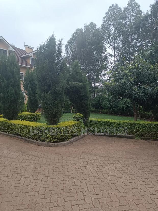 5bdrm House in Kiwanja, Membley for sale