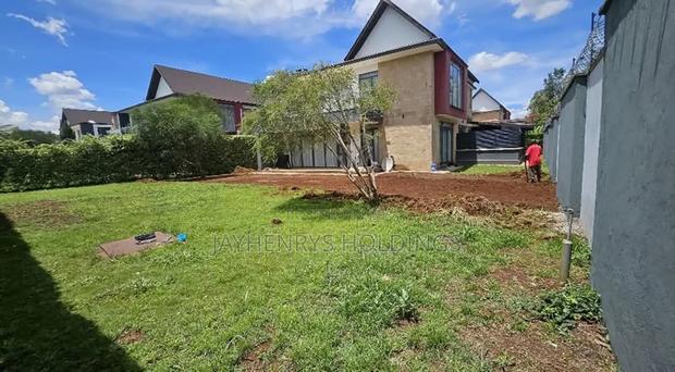 4bdrm House in Garden Estate, Roysambu for sale