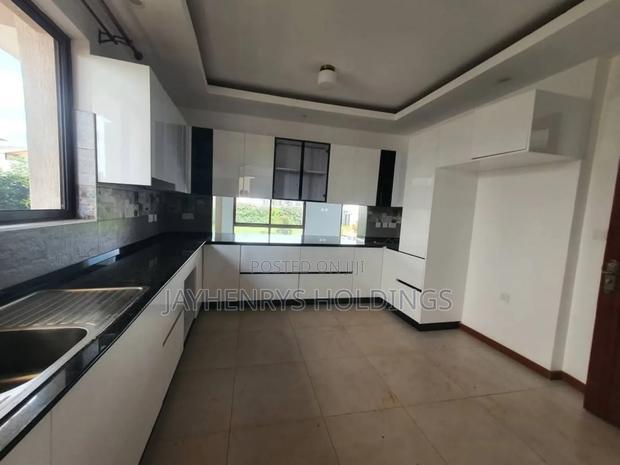 4bdrm House in Runda for rent