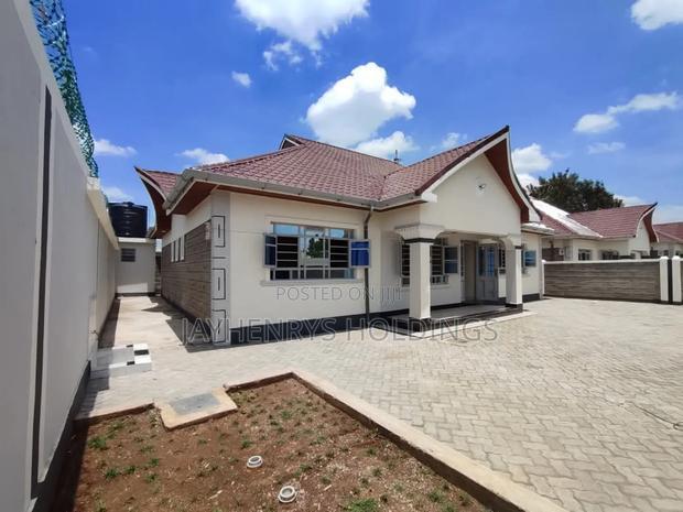 3bdrm Bungalow in Mugutha, Ruiru for sale