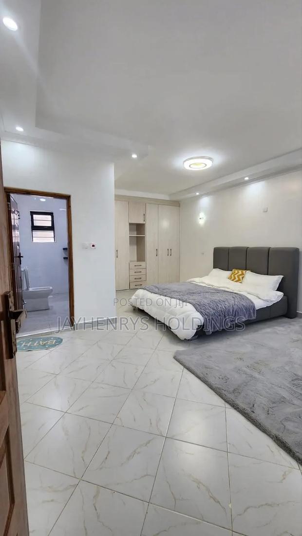 4bdrm Bungalow in Kwa Kairu for sale