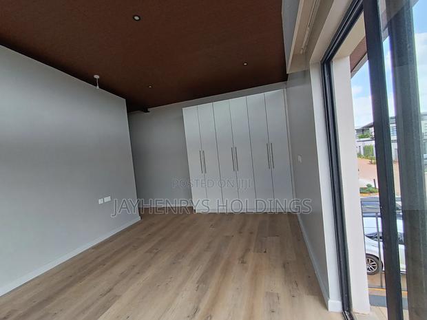4bdrm House in Runda for rent