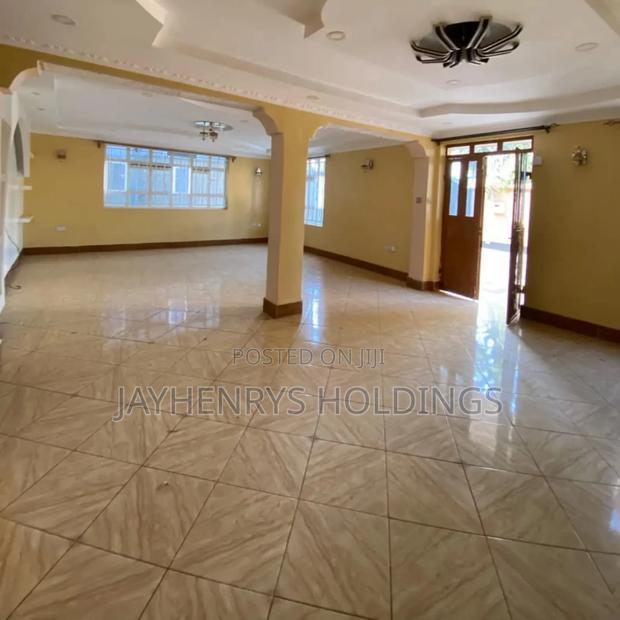 4bdrm House in Roysambu for rent