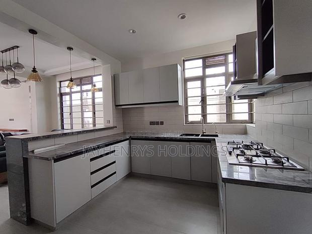 4bdrm Maisonette in Membley Estate for sale