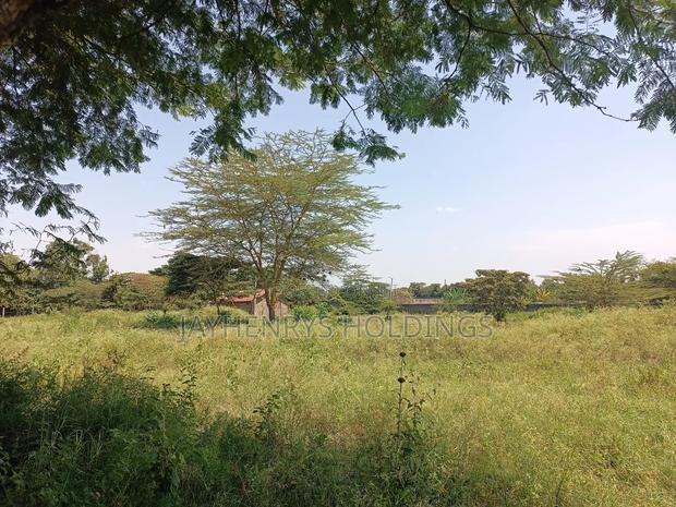 1 and 3/4 Acre Plot of Land for Sale in Kamakis at Kes 100M
