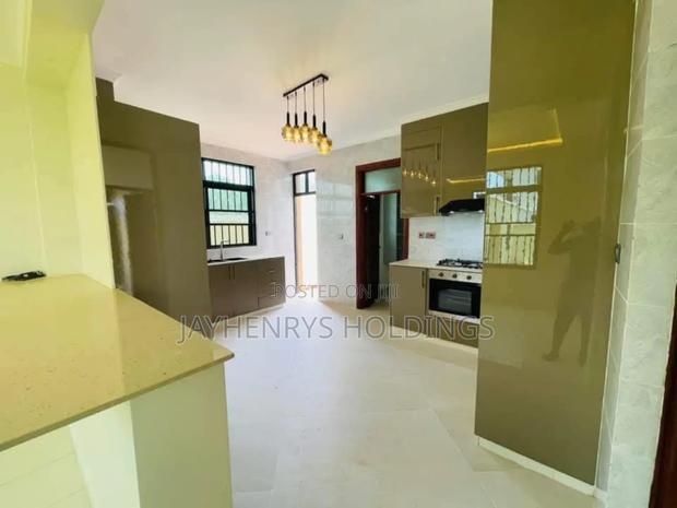 4bdrm House in Karuguru, Kamakis for sale
