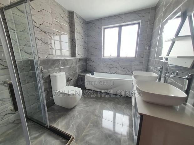 4bdrm House in Runda for rent