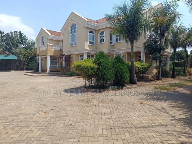 5bdrm House in Roysambu for sale