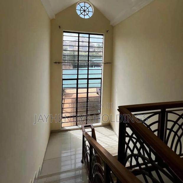 4bdrm Villa in Runda for rent