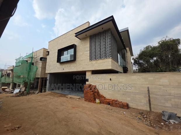 5bdrm House in Westlands for sale