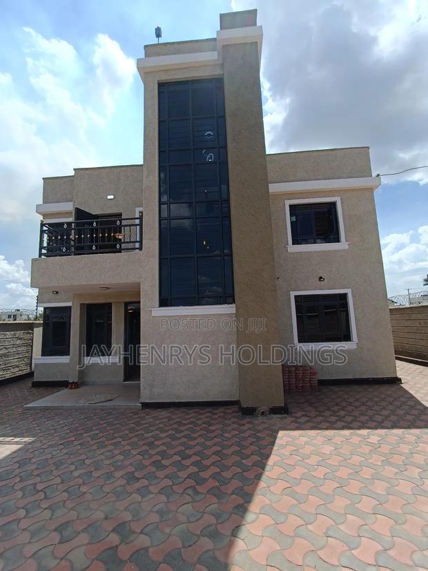 5bdrm House in Karuguru, Kamakis for sale