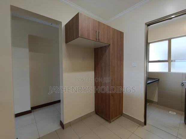 3bdrm Apartment in Roysambu for sale