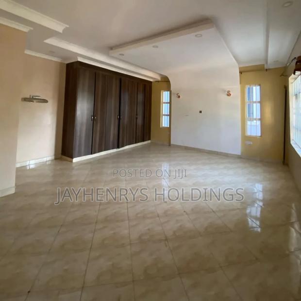 4bdrm House in Roysambu for rent