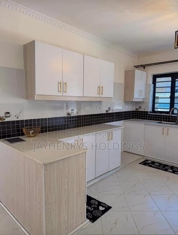 4bdrm Bungalow in Kwa Kairu for sale