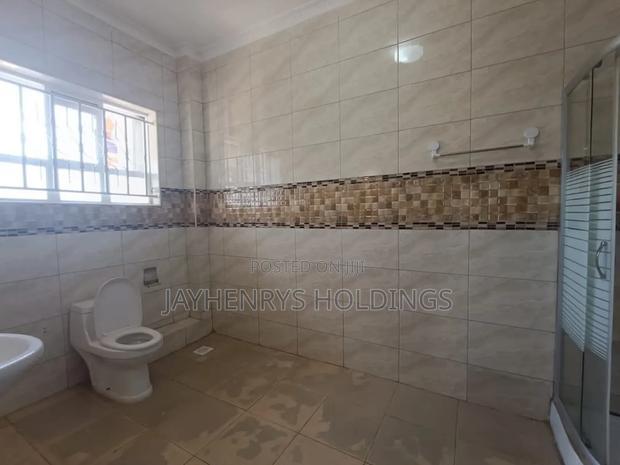 4bdrm House in Roysambu for rent