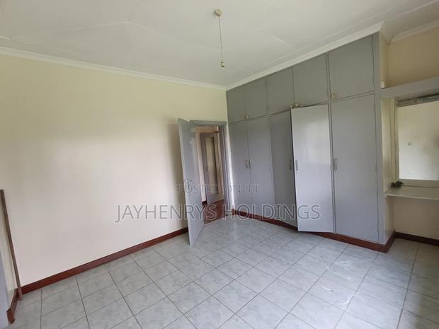 4bdrm Bungalow in Ridgeways for rent