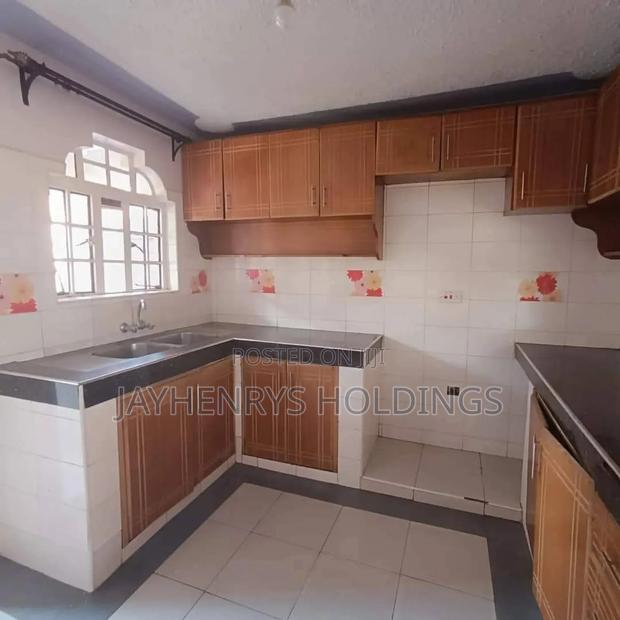 5bdrm House in Membley Estate for sale