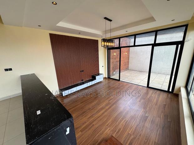 4bdrm House in Membley Estate for sale