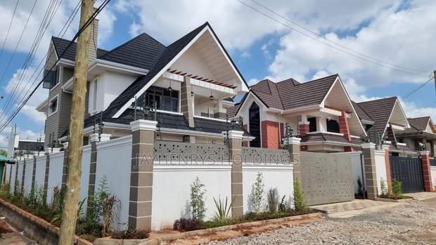 4bdrm Maisonette in Membley Estate for sale