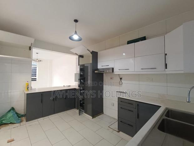 5bdrm Maisonette in Varsityville, Kamakis for rent
