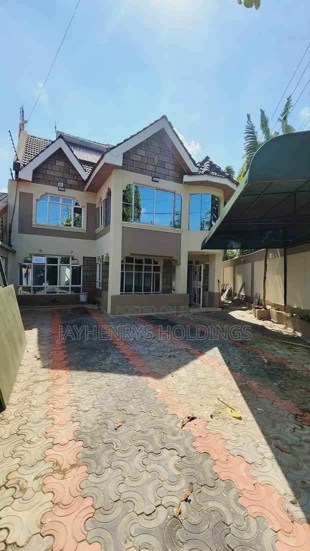 4bdrm House in Membley Estate for sale