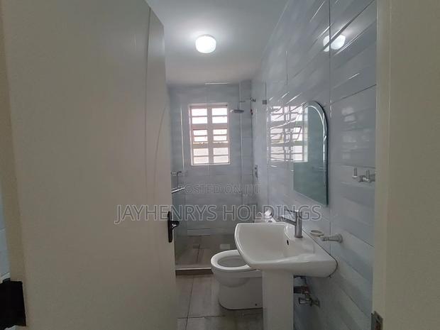 5bdrm Maisonette in Varsityville, Kamakis for rent