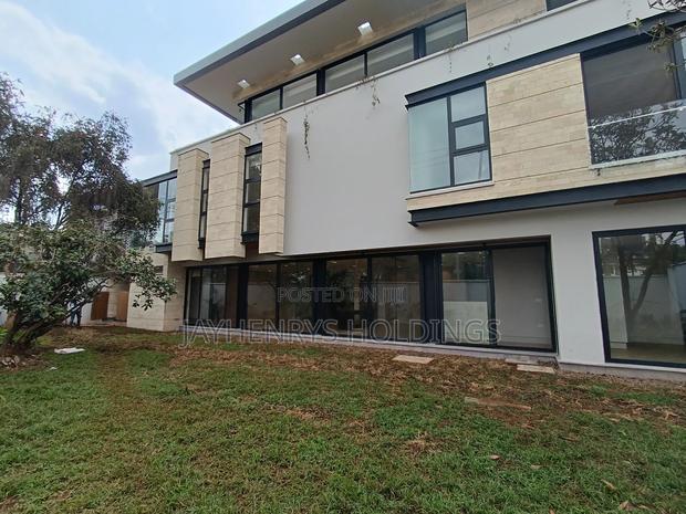 5bdrm House in Westlands for sale