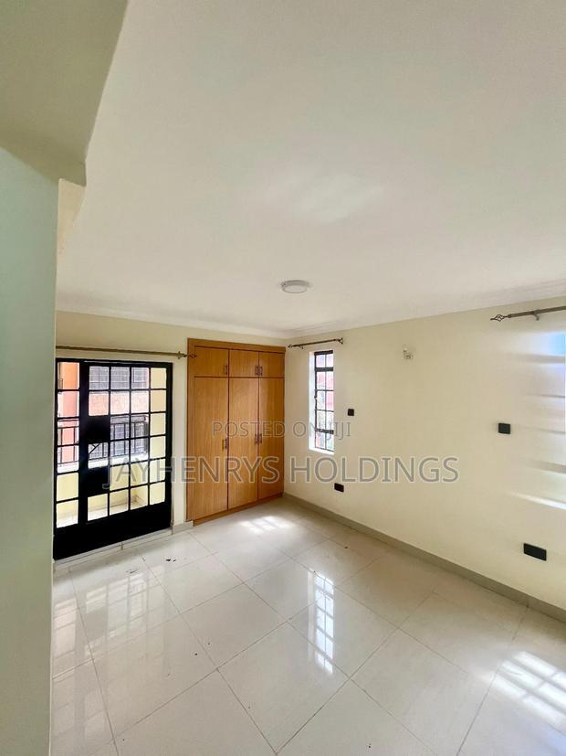 3bdrm Apartment in Ruaka for sale
