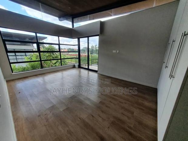 4bdrm House in Runda for rent