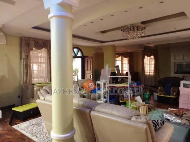 5bdrm House in Garden Estate, Roysambu for sale