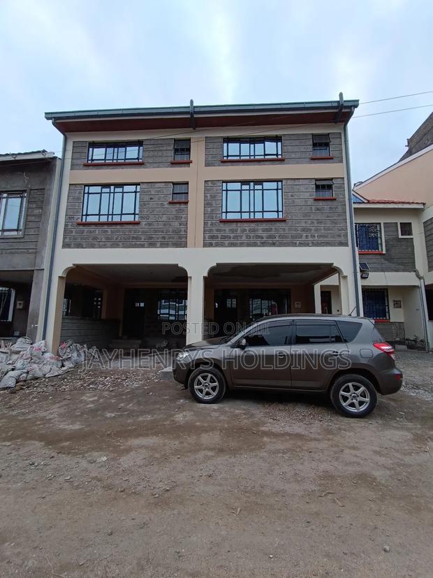 5bdrm House in Kamakis for sale