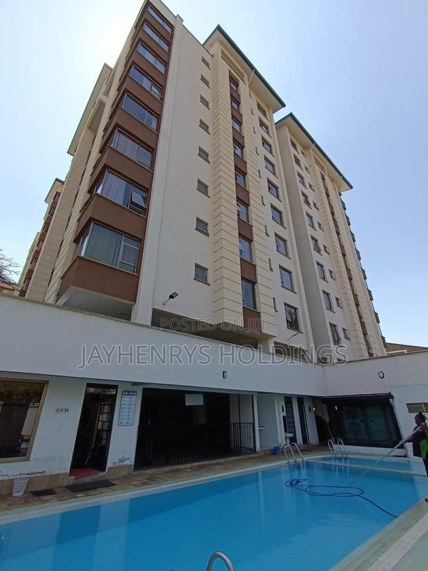 3bdrm Apartment in Roysambu for sale